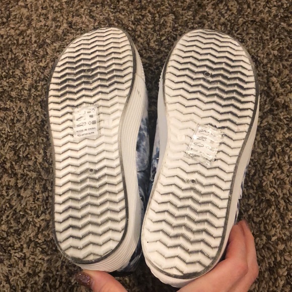 Tie Dye Slip On Platform Sneakers - Picture 8 of 8